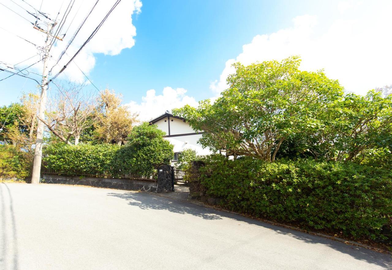 Cozy Villa With Hot Springs And Nature Ito  Exterior foto