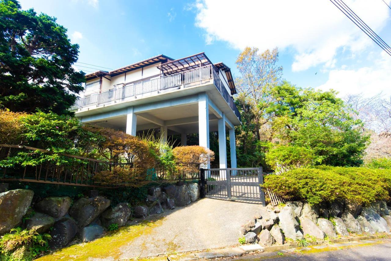 Cozy Villa With Hot Springs And Nature Ito  Exterior foto